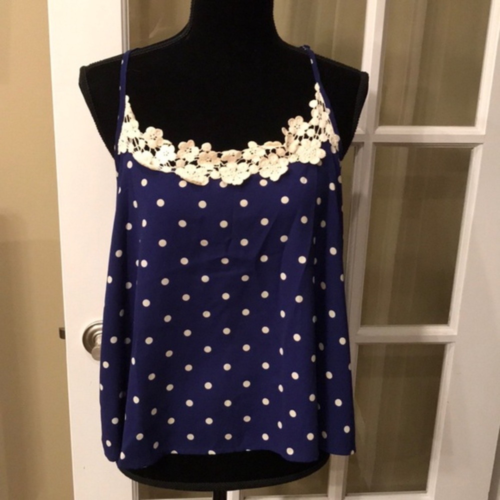 Anthropologie E Hanger M top